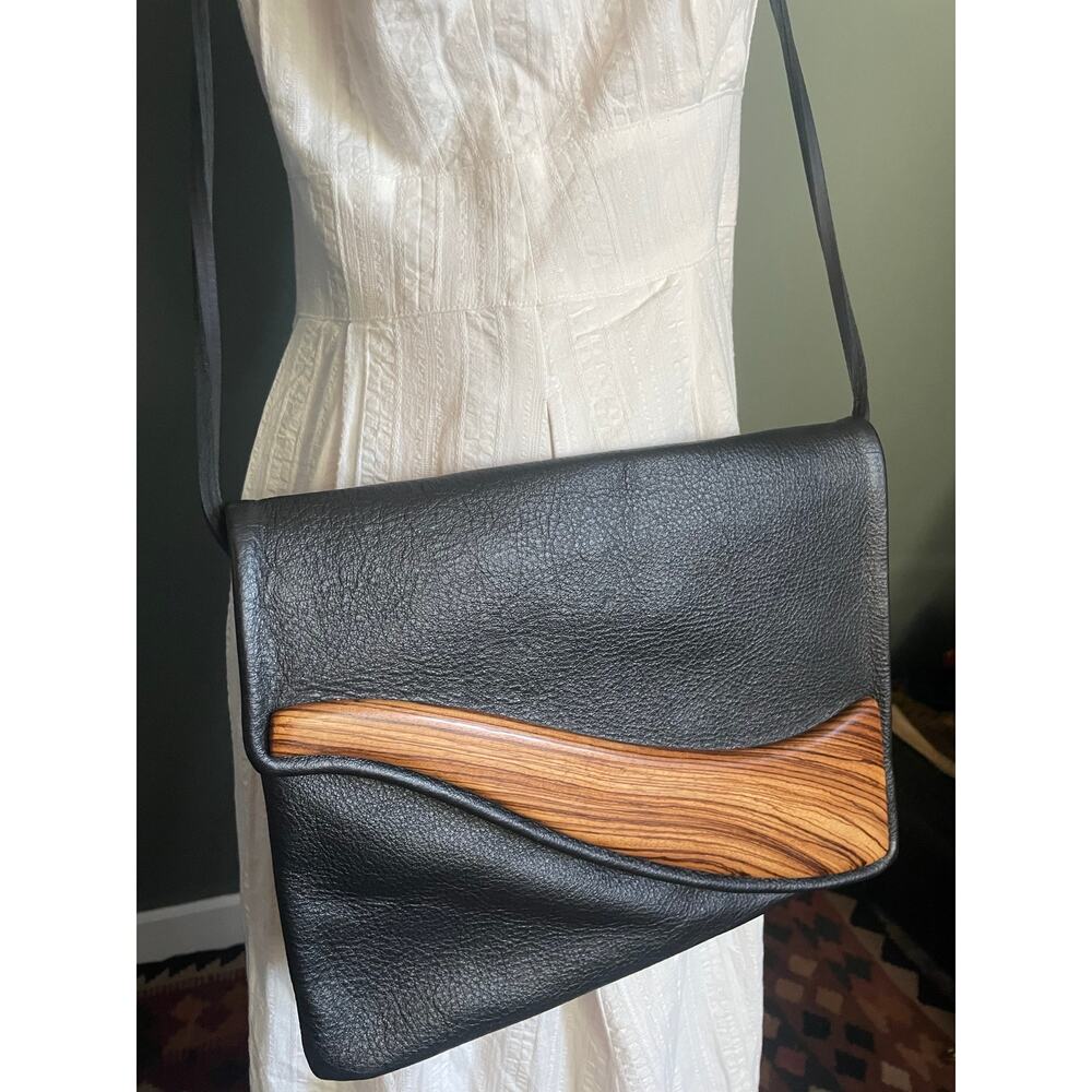 NWOT Kimberly Chalos Black Leather with Wood Front. Adjustable Strap.
